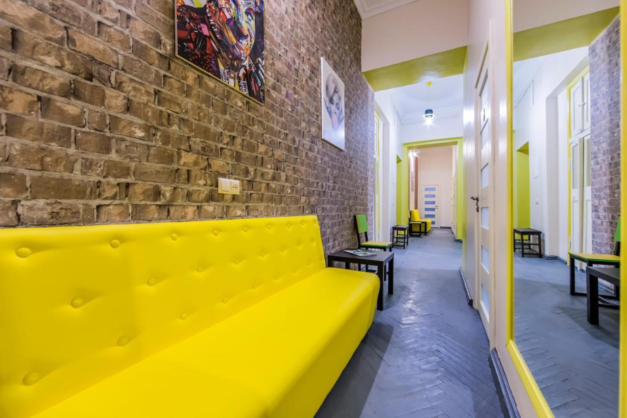 Vorobey Hostel Kiev Eksteriør bilde